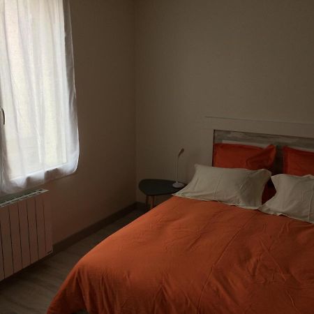 La Parenthese Hotell Saintes Exteriör bild